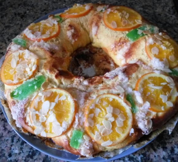 Roscón de Reyes relleno de mazapán con Thermomix® 
